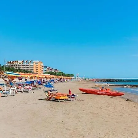 Bright With Terrace And Shared Pool-beahost * Porto Santa Margherita di Caorle