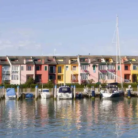 Apartment Bright With Terrace And Shared Pool-beahost Porto Santa Margherita di Caorle